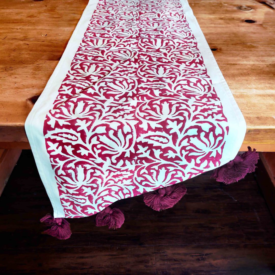 Hibiscus table runner