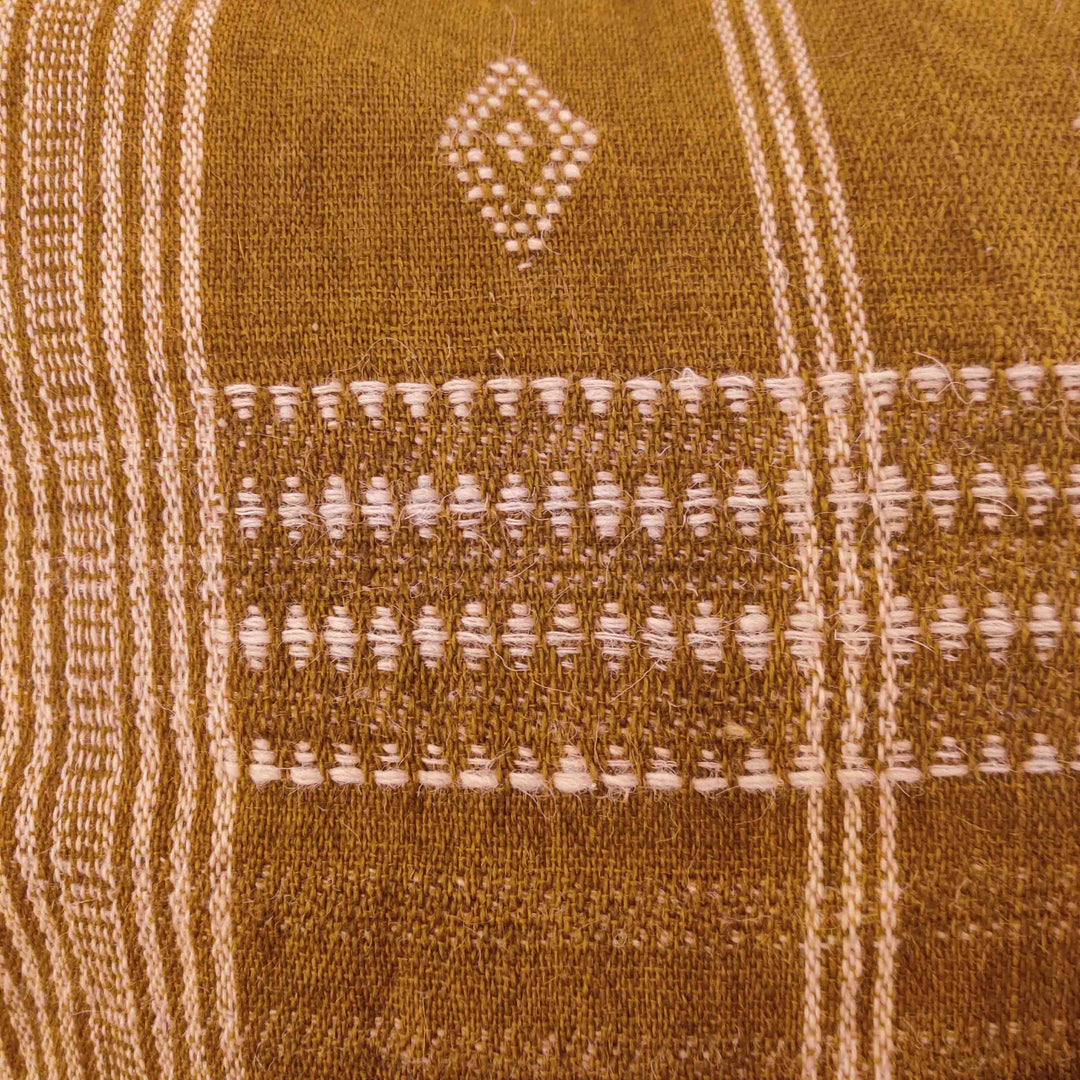 Amber Woolen Lumbar
